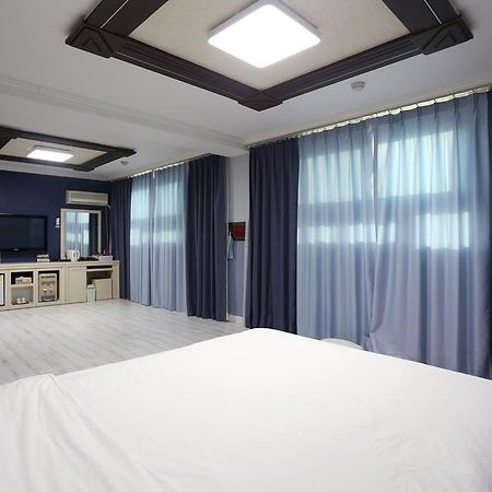 Paradaise Motel Gangneung Buitenkant foto