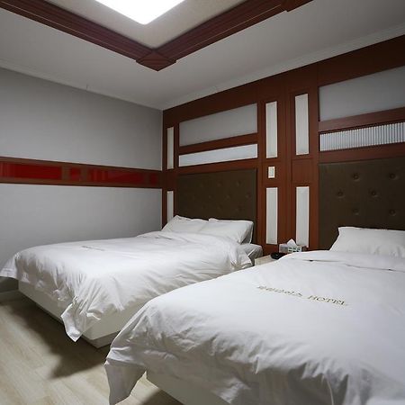 Paradaise Motel Gangneung Buitenkant foto