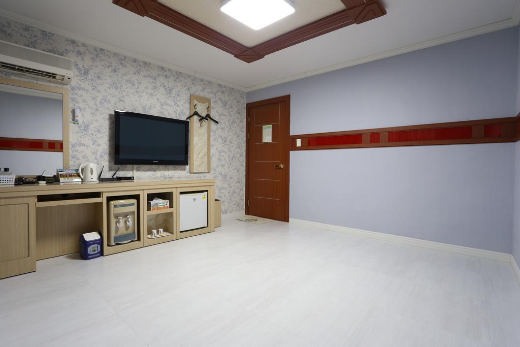 Paradaise Motel Gangneung Buitenkant foto