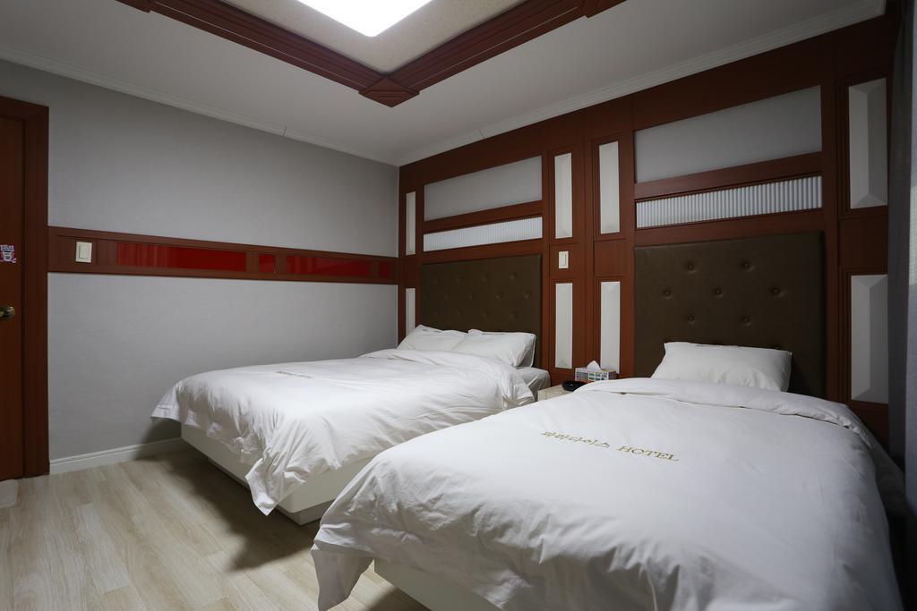 Paradaise Motel Gangneung Buitenkant foto