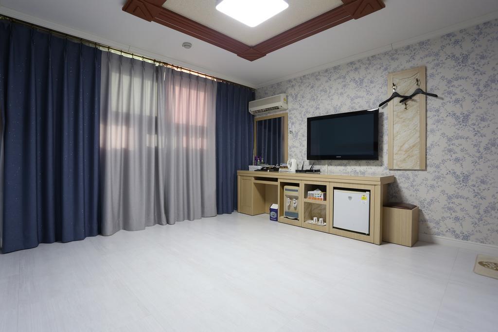 Paradaise Motel Gangneung Buitenkant foto