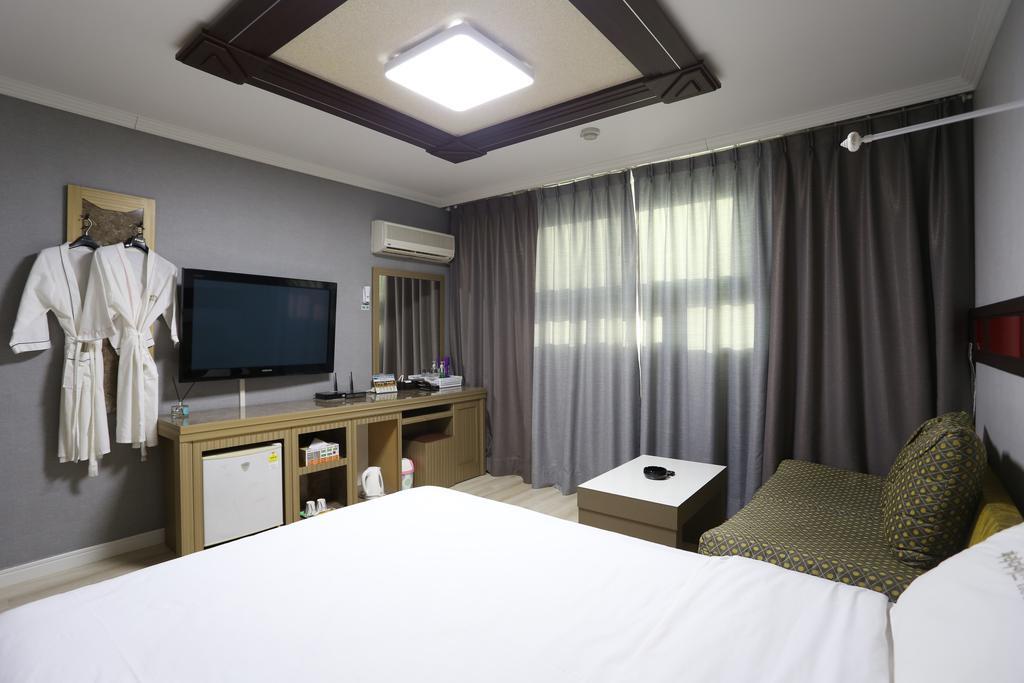 Paradaise Motel Gangneung Buitenkant foto