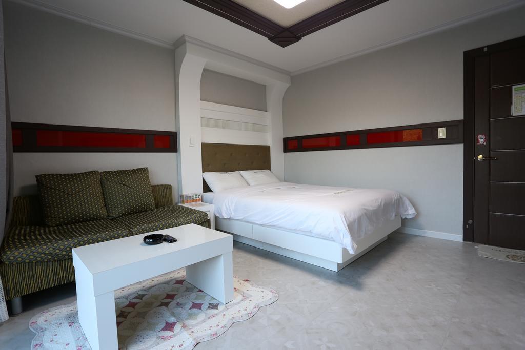 Paradaise Motel Gangneung Buitenkant foto
