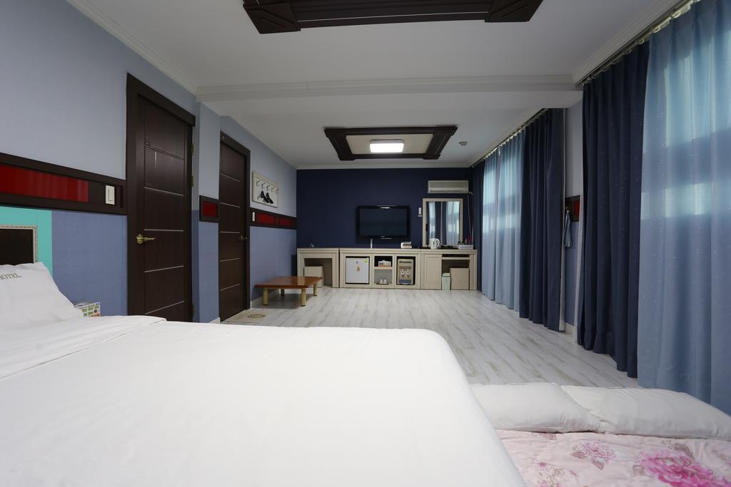 Paradaise Motel Gangneung Buitenkant foto