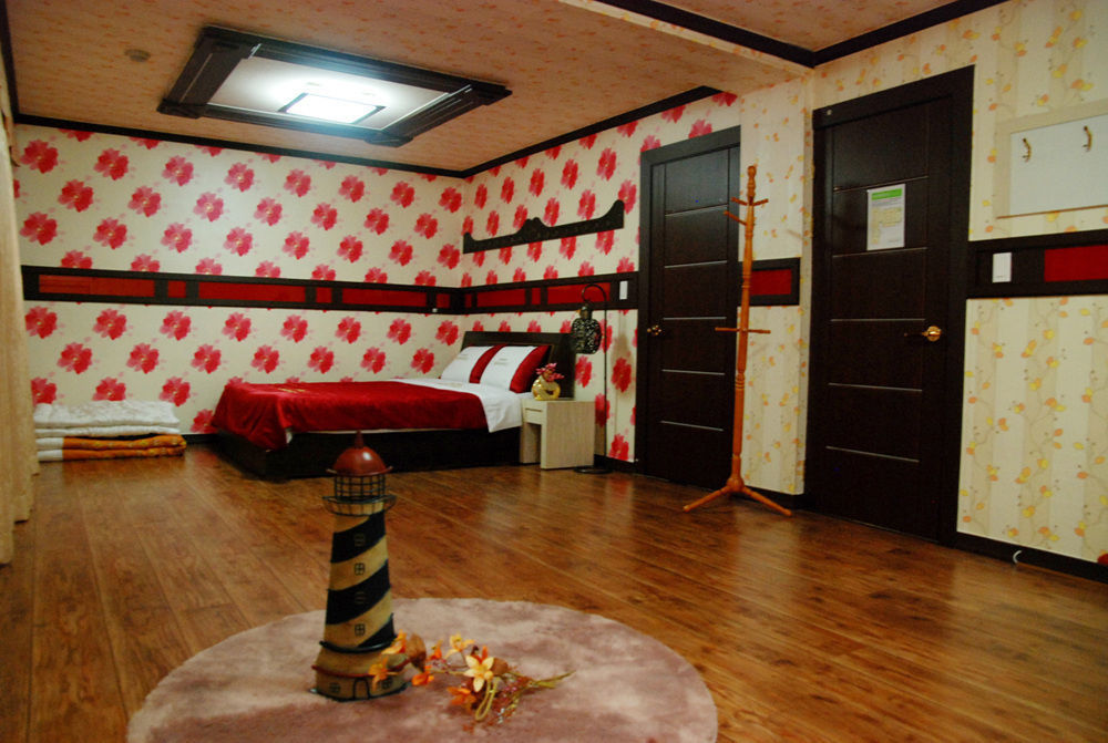 Paradaise Motel Gangneung Buitenkant foto
